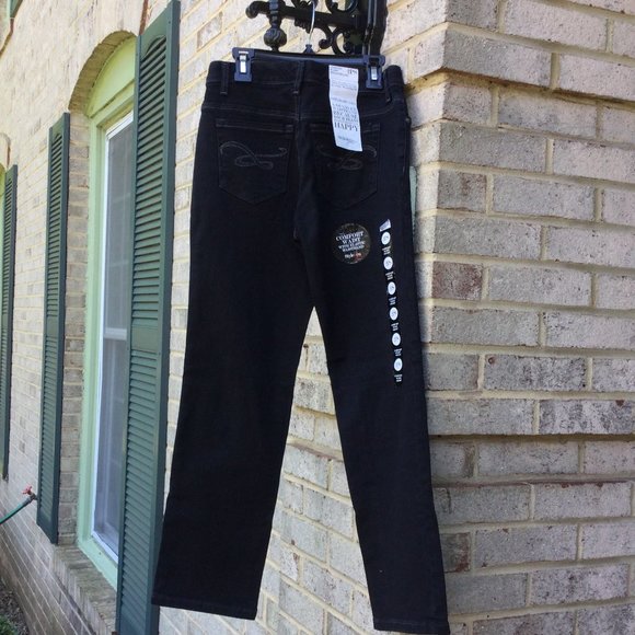 Style&Co Black Straight Leg Comfort Waist Jean - Picture 2 of 4